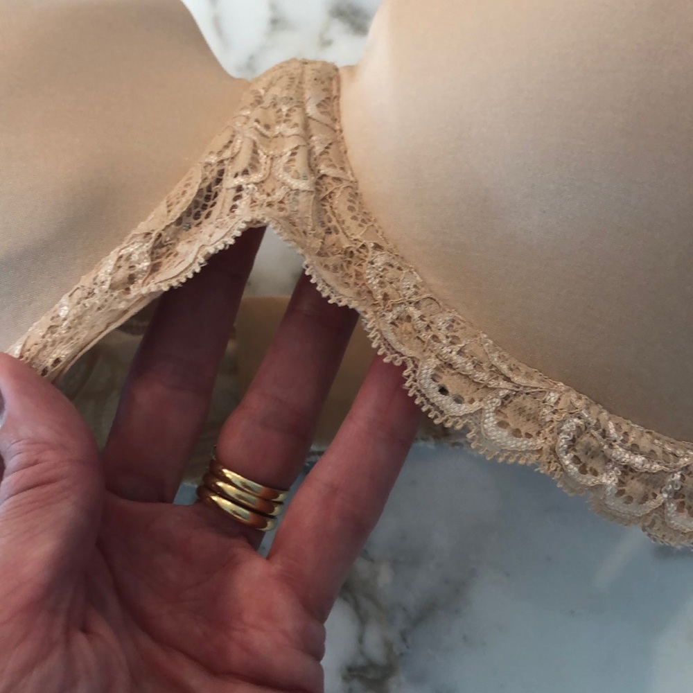 NWT TRUE&Co “Christy” bra for BEZZLER, dulce 34E